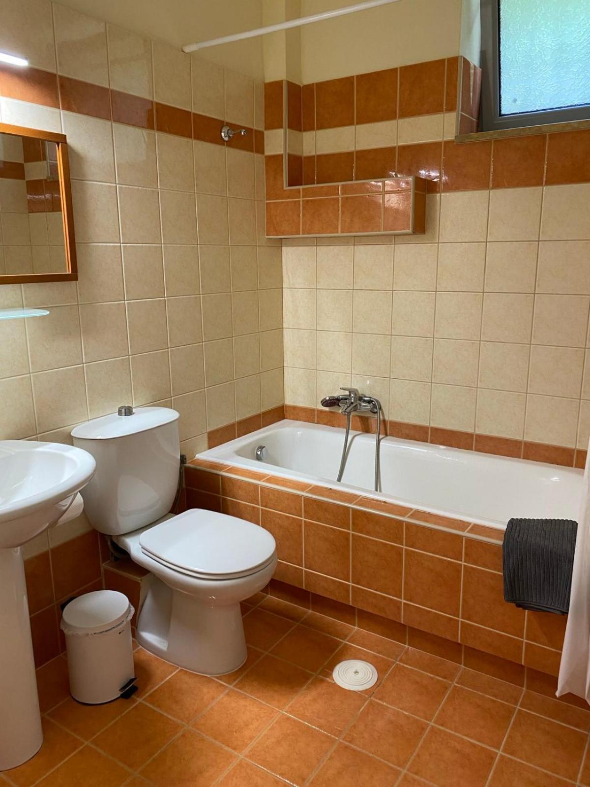 Tria Luxury Residences Sztúpa Kültér fotó